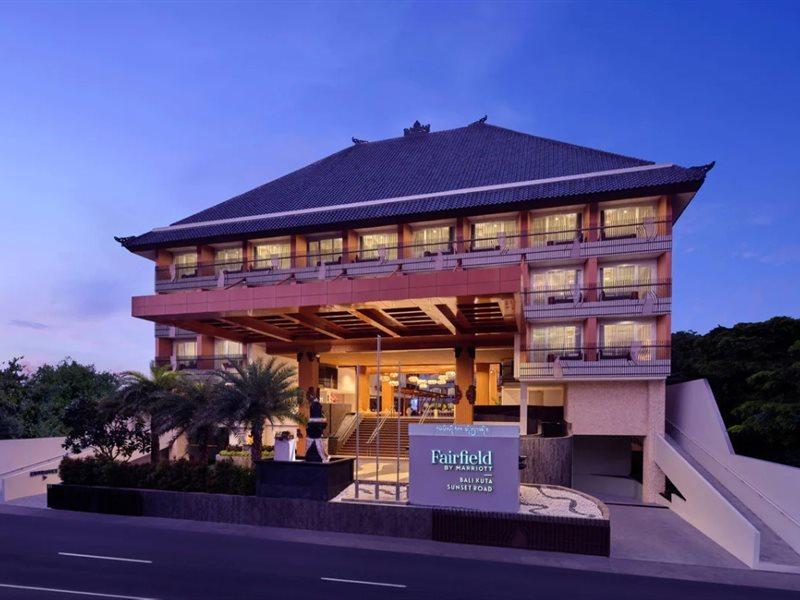 Fairfield By Marriott Bali Kuta Sunset Road Otel Dış mekan fotoğraf