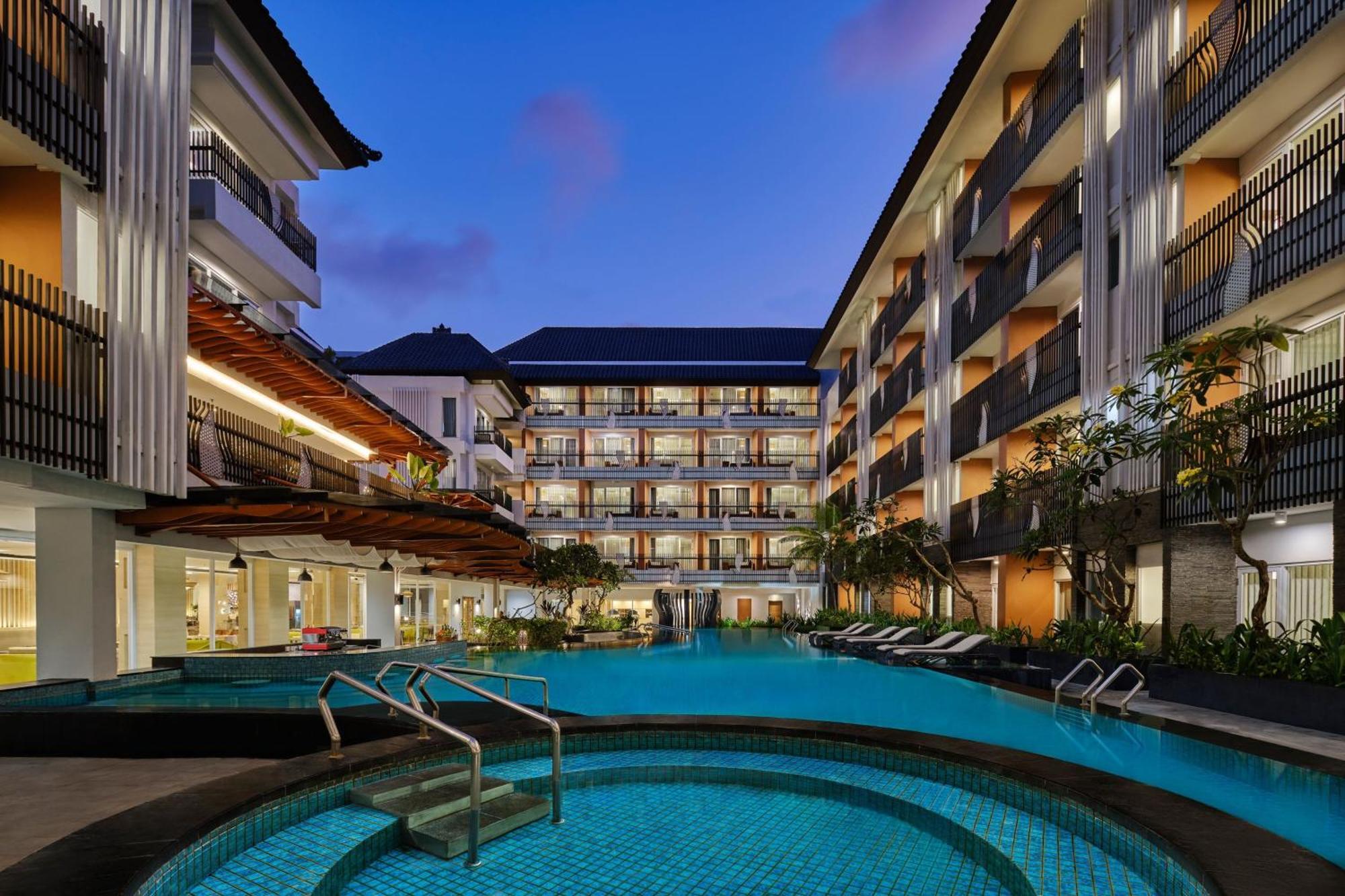 Fairfield By Marriott Bali Kuta Sunset Road Otel Dış mekan fotoğraf